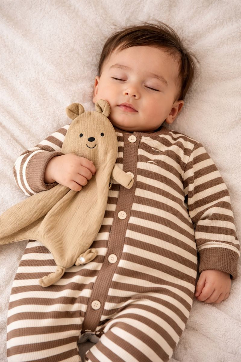 Berry Bear Muslin Comforter