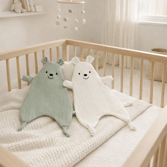 Berry Bear Muslin Comforter